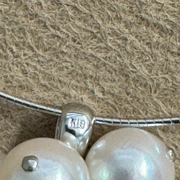 Necklace - Picture 4 of 17